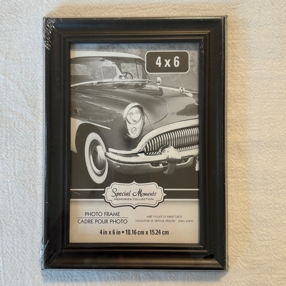 Black 4” x 6” Picture Frame - Picture 5 of 14